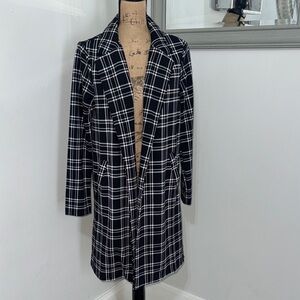 MELLODAY Plaid Longline Blazer in Black and White